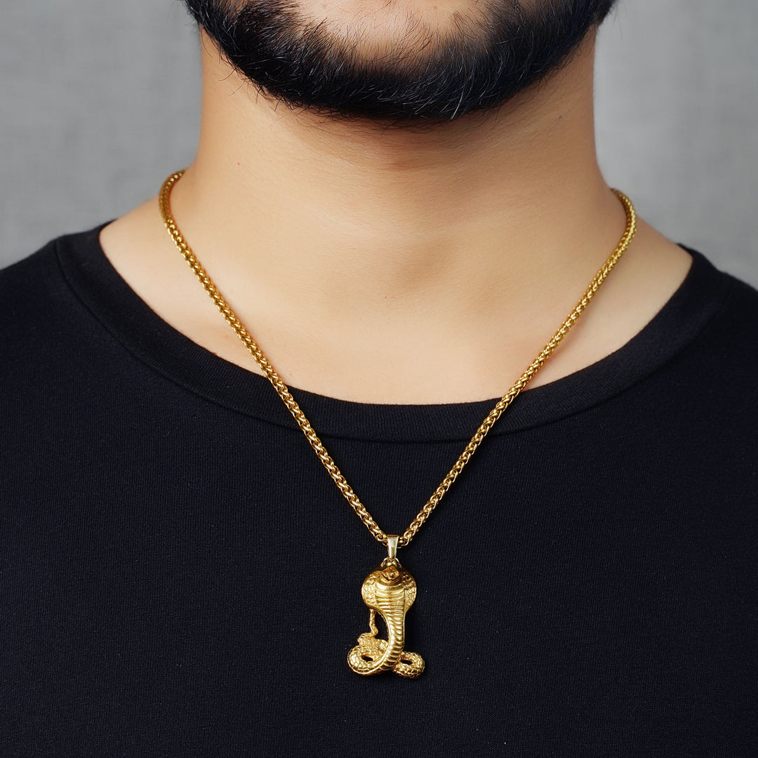 Cobra Pendant (Gold)