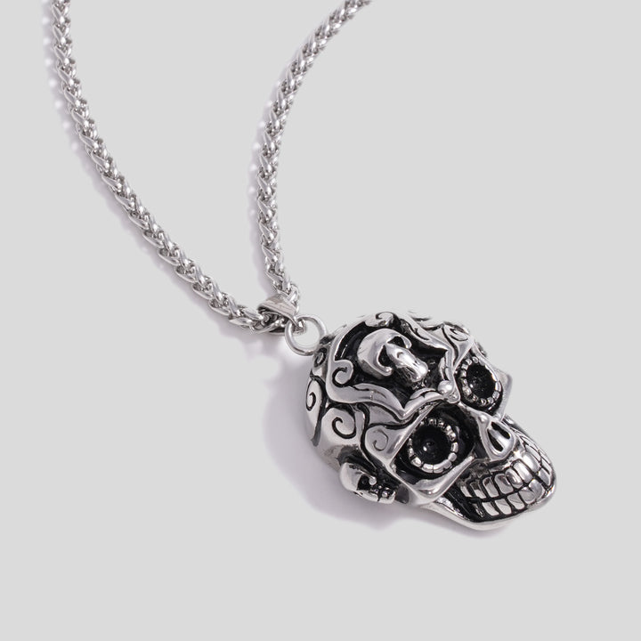 Gothic Skull Pendant (Silver)