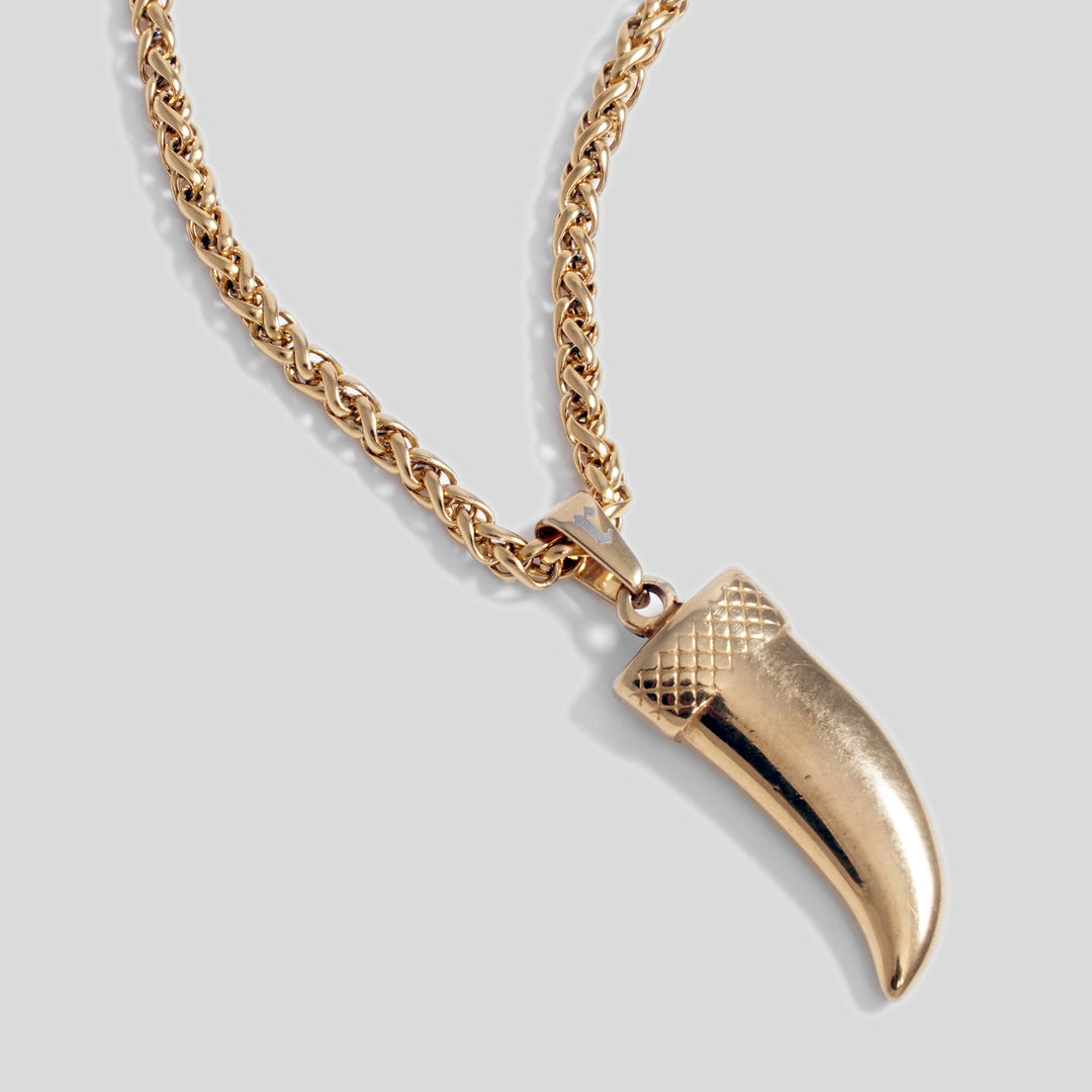 Tiger Tooth Pendant (Gold)