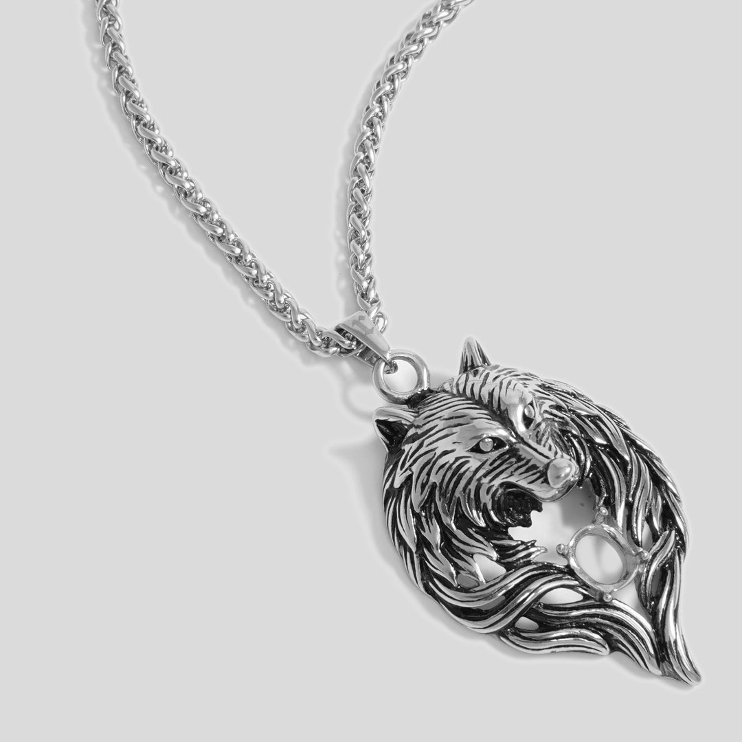 Wolf's Jewel Pendant (Silver)